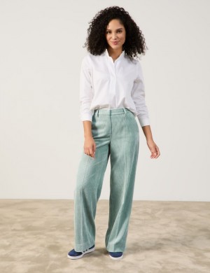 Gerry Weber Corduroy trousers with a wide leg Bukser Grønn | YYJE5461