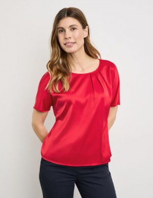 Gerry Weber Flowing blouse top with fabric panelling T-skjorte Rød | AGSI4342