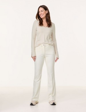 Gerry Weber MAR꞉LIE FLARED FIT corduroy trousers Bukser Hvite | LFMH6149