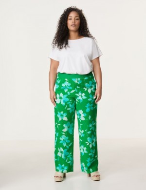 SAMOON Palazzo trousers with a floral print Bukser Grønn | XKSJ0524