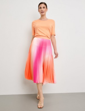 Gerry Weber Pleated skirt with colour graduation Skjørt Rosa | FNJS4023