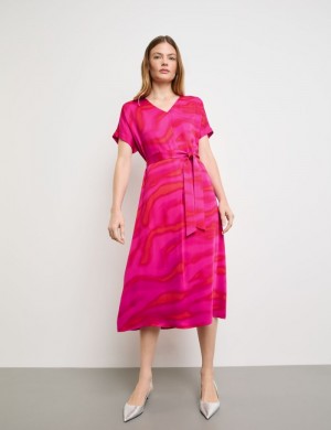 TAIFU Satin dress with a tie-around belt Kjole Rosa | MYHH5135