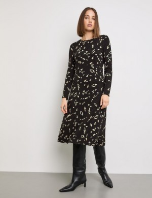 TAIFU Shirt dress with long sleeves Kjole Svarte | QPFS5984