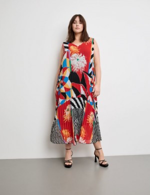 SAMOON Sleeveless pleated dress Kjole Rød | LRVW4960