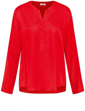 Gerry Weber Sustainable blouse with a notch neckline Bluse Rød | HZOQ1989