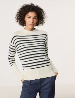 Gerry Weber Sustainable knitted jumper Strikkevarer Hvite | YABY7488