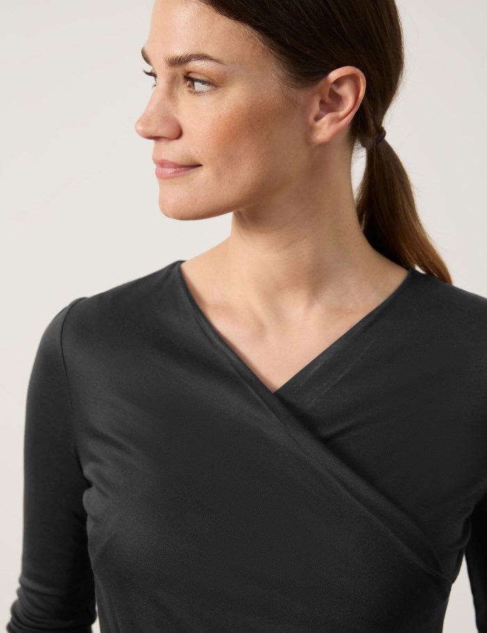 Gerry Weber 3/4-sleeve top in a wrap-over look T-skjorte Svarte | MZZF1023