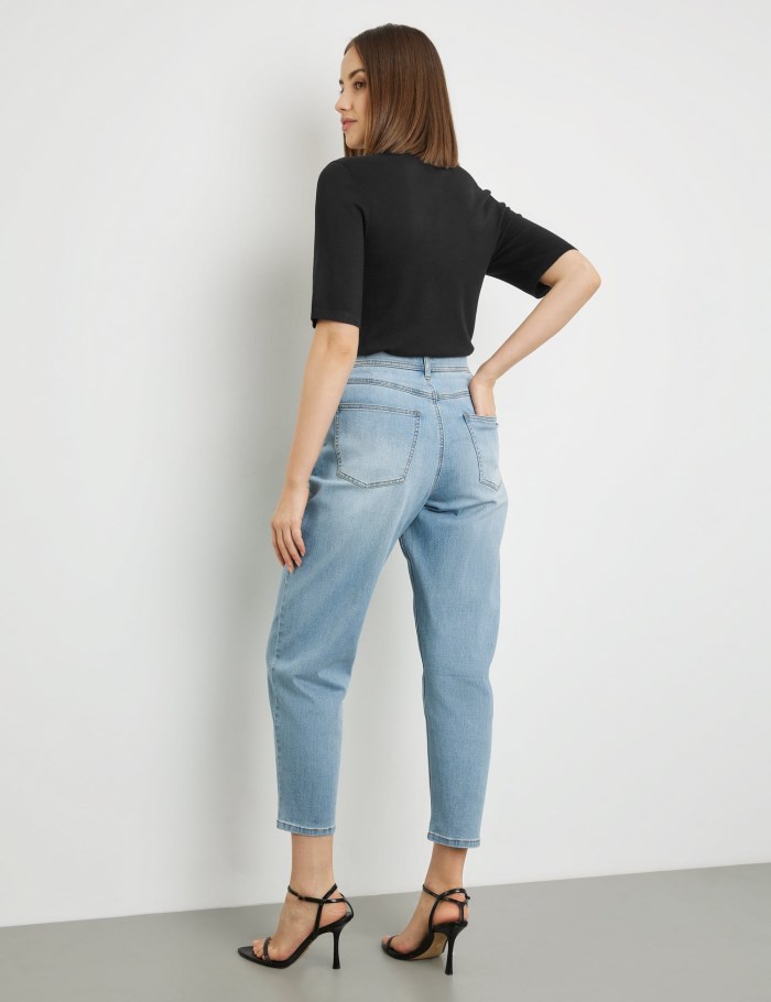 TAIFU 7/8-length jeans in a mom fit Bukser Blå | BQKR2328