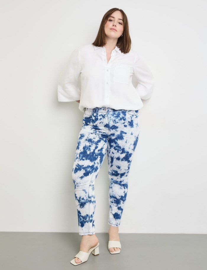 SAMOON 7/8-length jeans with a batik print, Betty Bukser Blå | LOYO3116