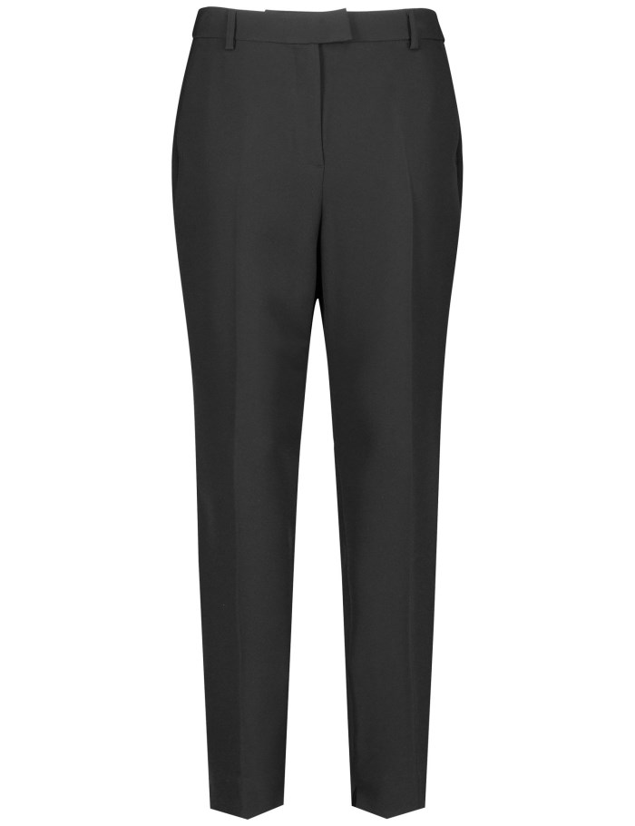 TAIFU 7/8-length pressed pleat trousers in a slim fit Bukser Svarte | OEFF2750