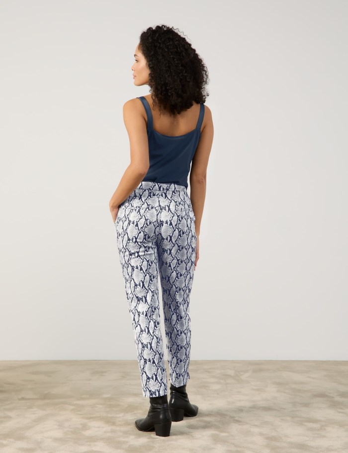 Gerry Weber 7/8-length trousers with a snakeskin pattern Bukser Blå | BYGH2420