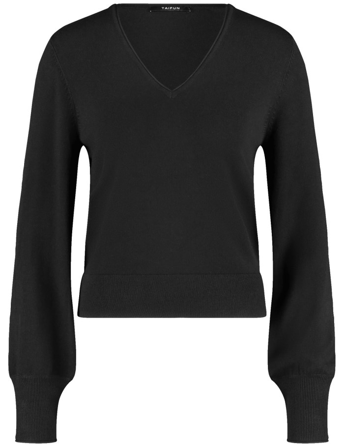 TAIFU Basic jumper with a V-neckline Strikkevarer Svarte | TNVY1828