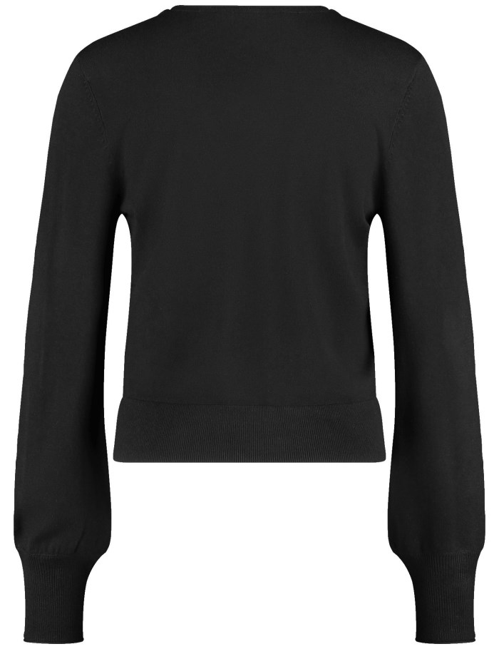 TAIFU Basic jumper with a V-neckline Strikkevarer Svarte | TNVY1828