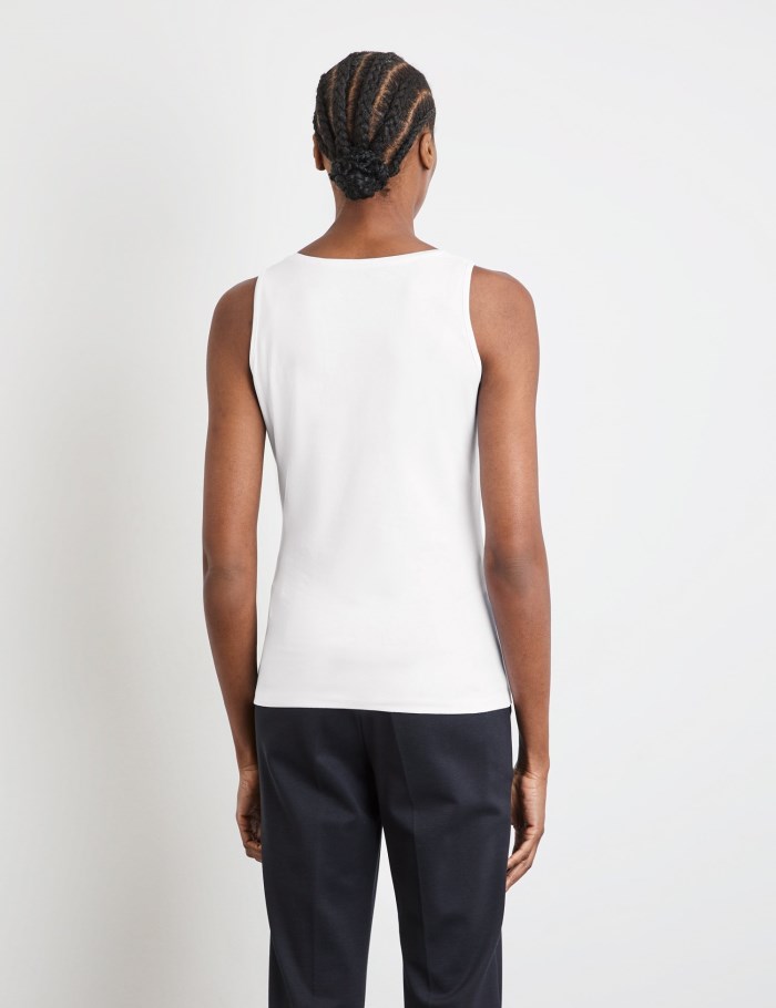 Gerry Weber Basic top in sustainable stretch cotton T-skjorte Hvite | BWQM6032