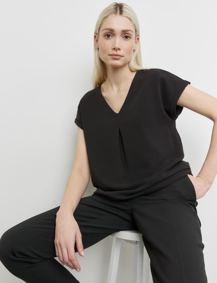 TAIFU Blouse top with a chiffon layer T-skjorte Svarte | FVUG3990