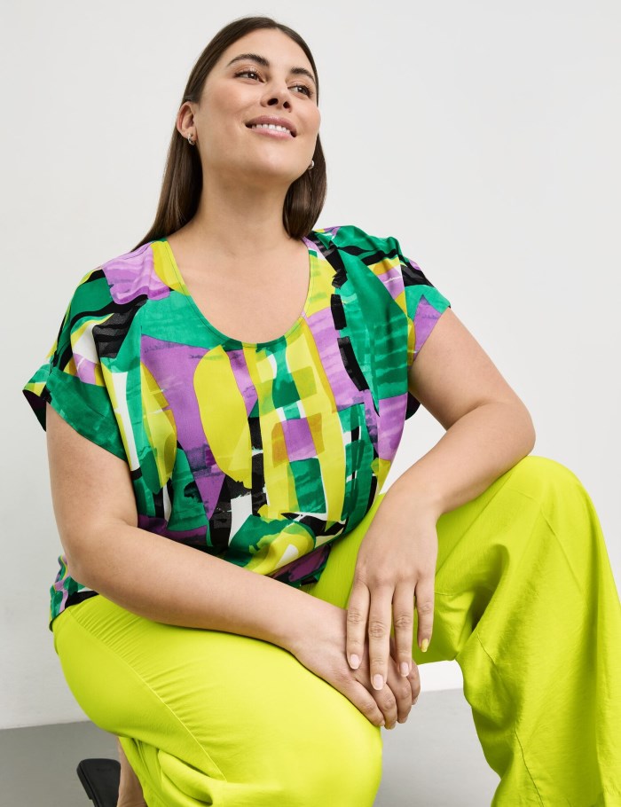 SAMOON Blouse top with a colourful print Bluse Grønn | YBCB7389