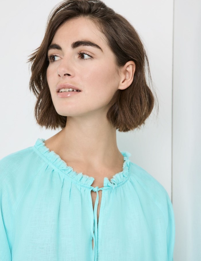 Gerry Weber Blouse with 3/4-length sleeves and a frilled collar Bluse Blå | ARGA3459