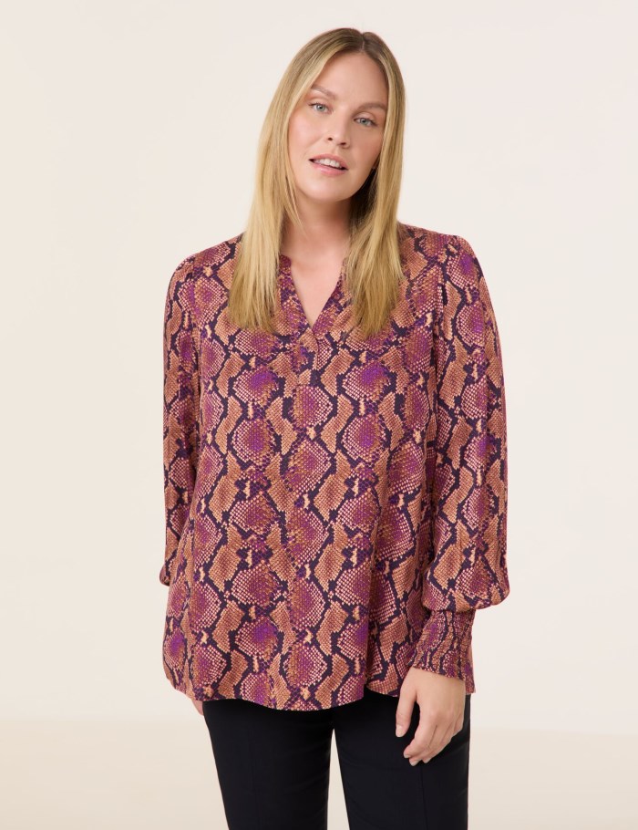 SAMOON Blouse with a python print Bluse Lilla | YTQV8901