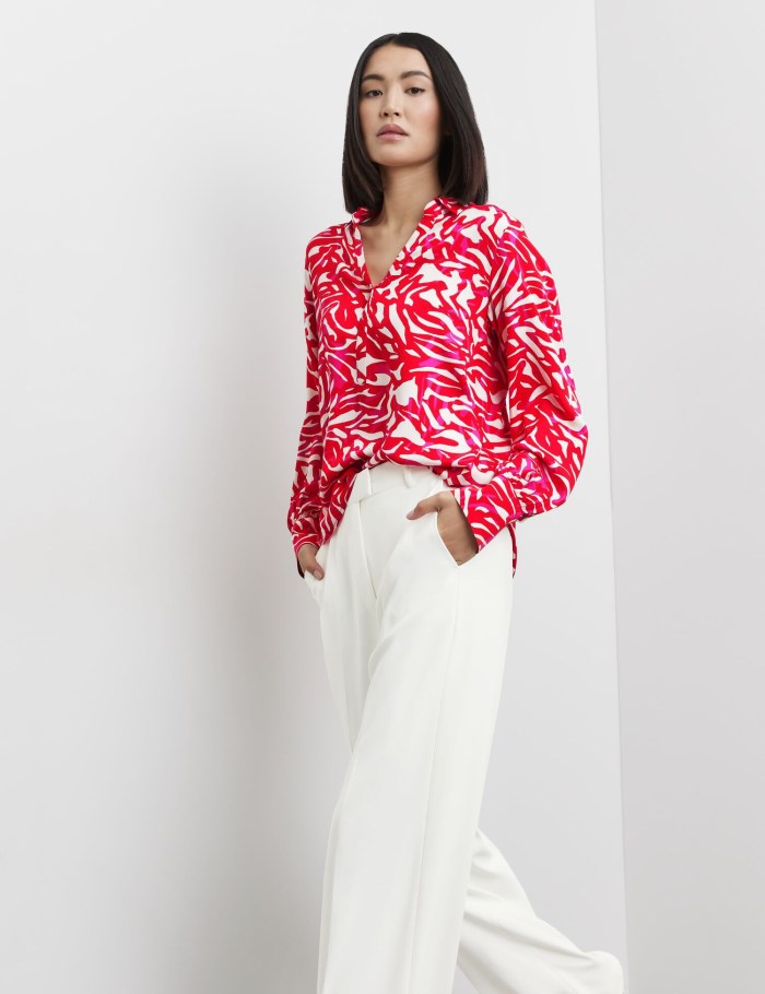 TAIFU Blouse with an all-over print Bluse Rød | MFSO2755