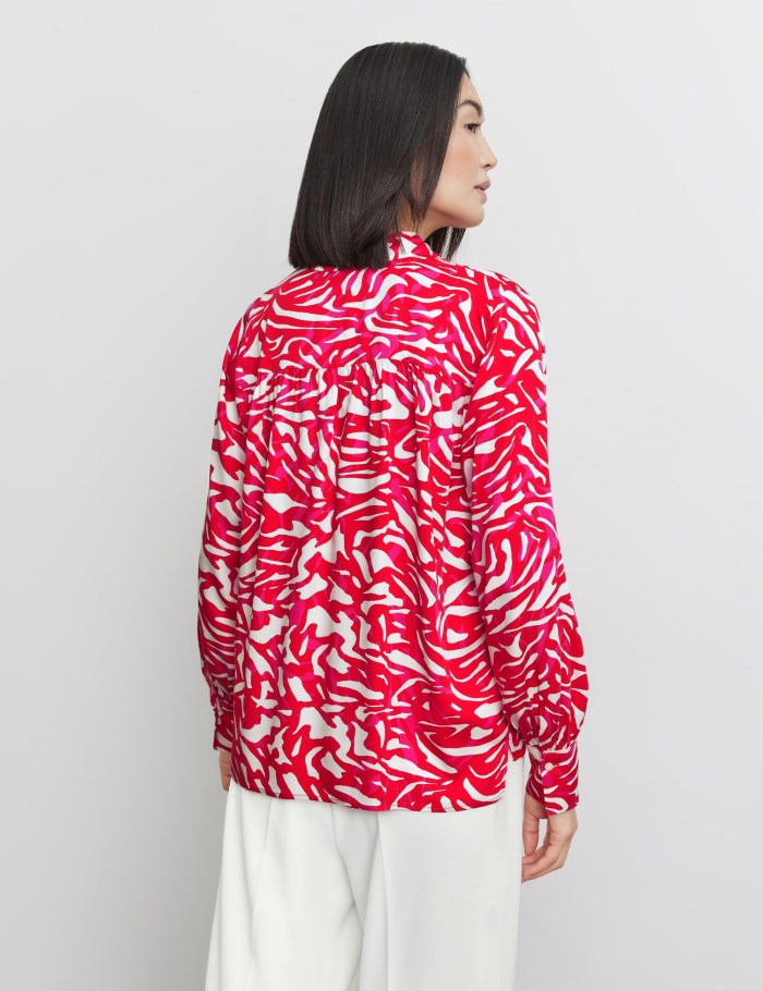 TAIFU Blouse with an all-over print Bluse Rød | MFSO2755