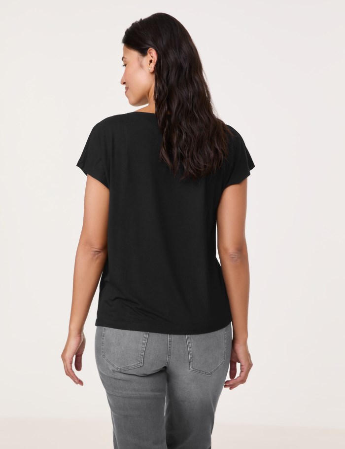 Gerry Weber Casual T-shirt with a cowl neckline T-skjorte Svarte | NONA3056