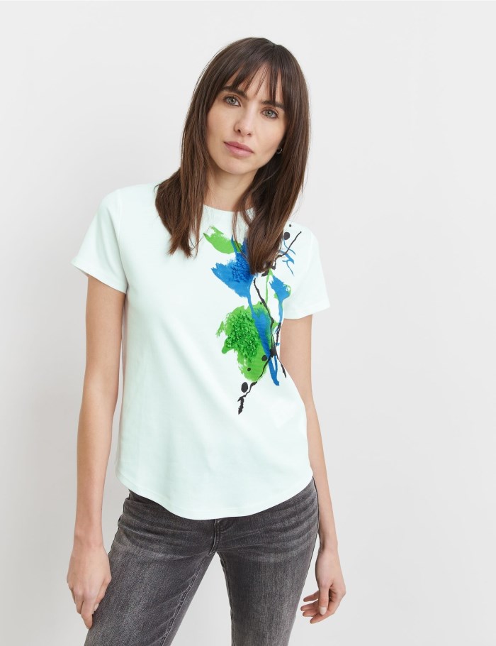 TAIFU Cotton T-shirt with a front placement print T-skjorte Hvite | SWOB9367