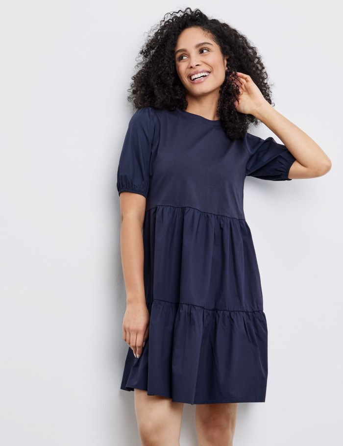 Gerry Weber Cotton dress with a tiered skirt section Kjole Blå | BSZN9392