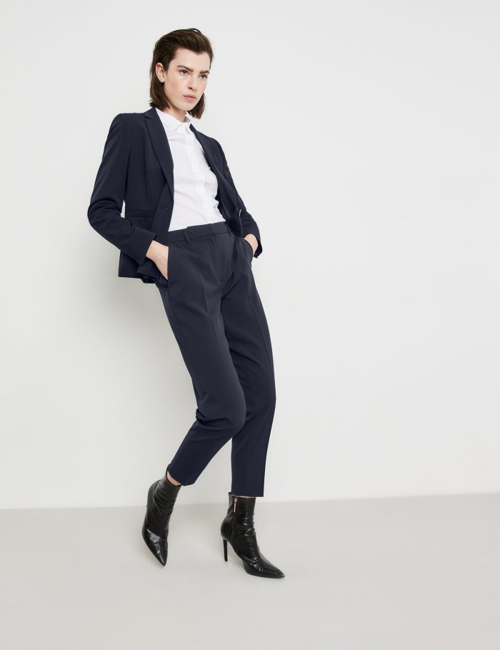 TAIFU Crease-resistant 7/8-length trousers in a slim fit Bukser Blå | SCHS4875