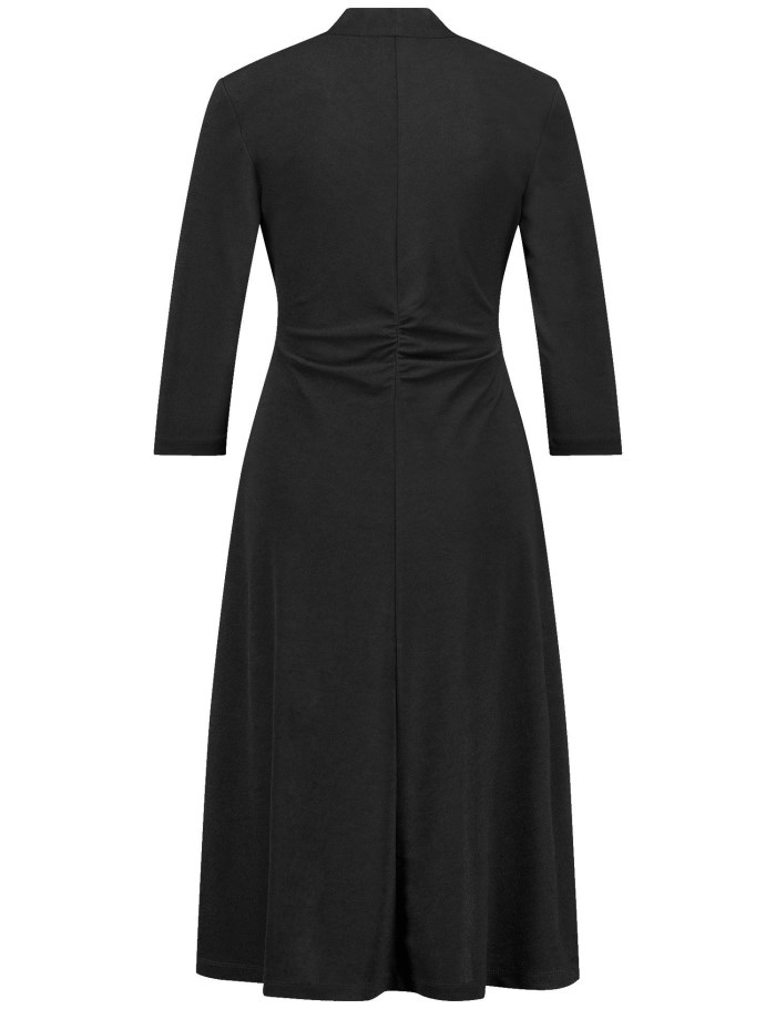 Gerry Weber Elegant dress with a wrap-over effect Kjole Svarte | JXTX3740