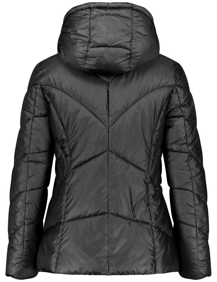 TAIFU Fitted quilted jacket with a hood Jakker Svarte | OZWN8948