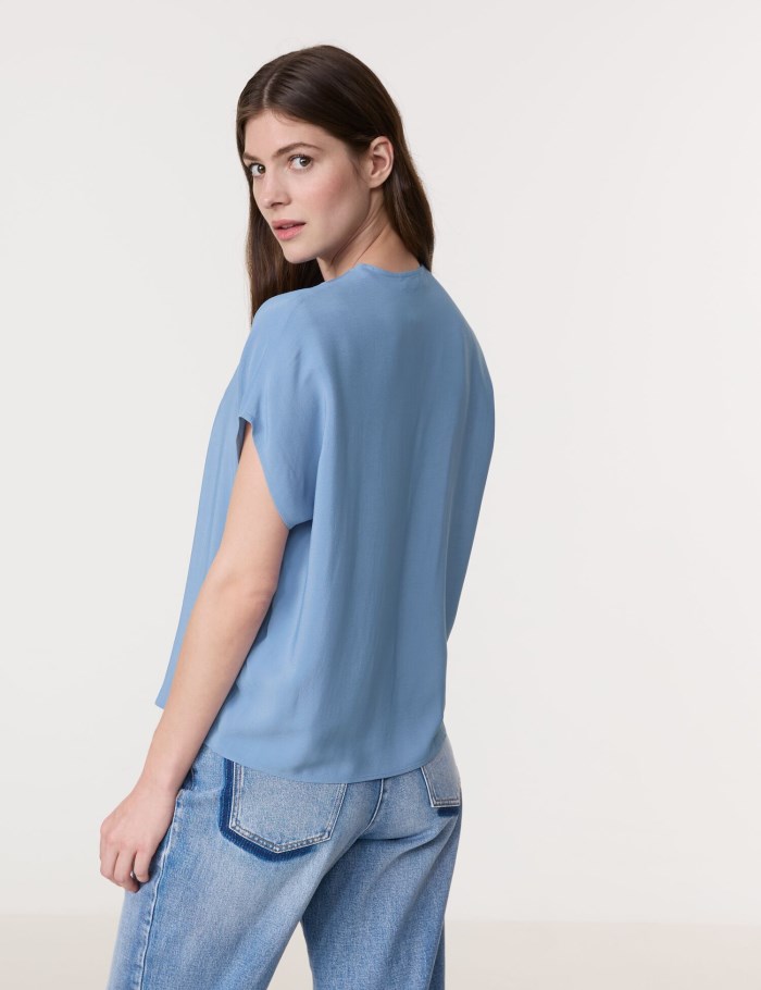 Gerry Weber Flowing blouse top with a pleated detail Bluse Blå | PTFW9599