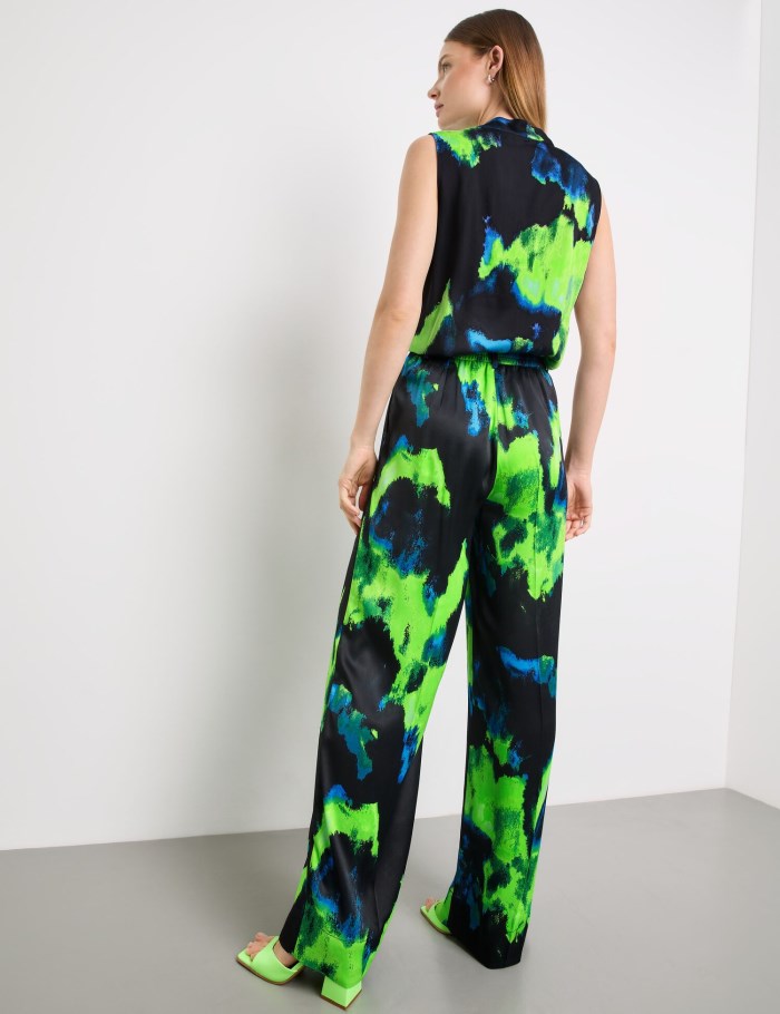 TAIFU Flowing palazzo trousers with a print Bukser Grønn | OXXF3067