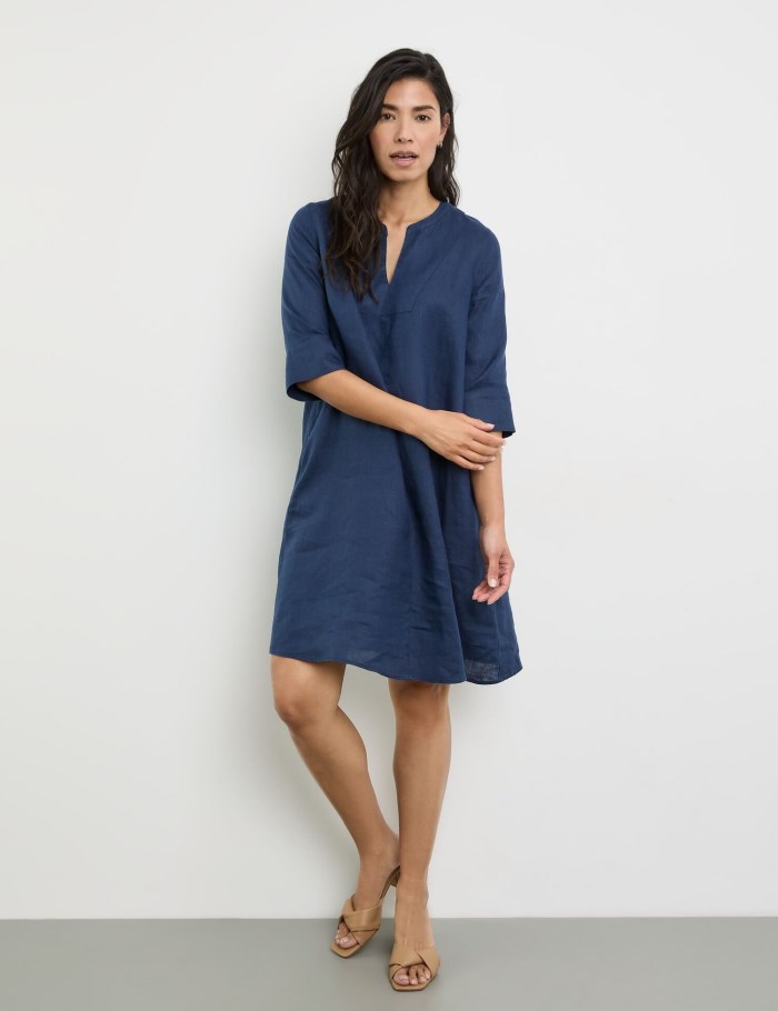 Gerry Weber Knee-length tunic dress made of linen Kjole Blå | THKH7984