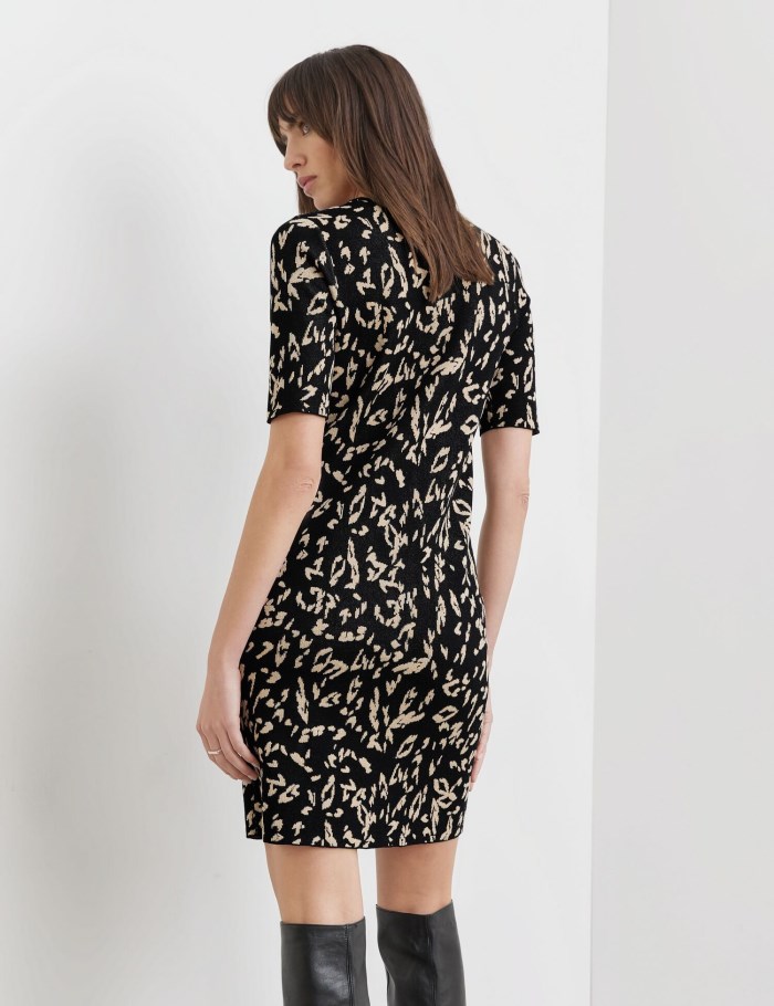 TAIFU Knitted dress with a jacquard pattern Strikkevarer Svarte | IGZN2609