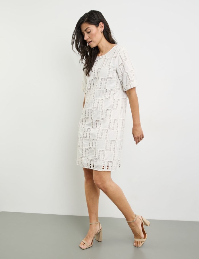 Gerry Weber Lace dress made of cotton Kjole Hvite | EATU5933