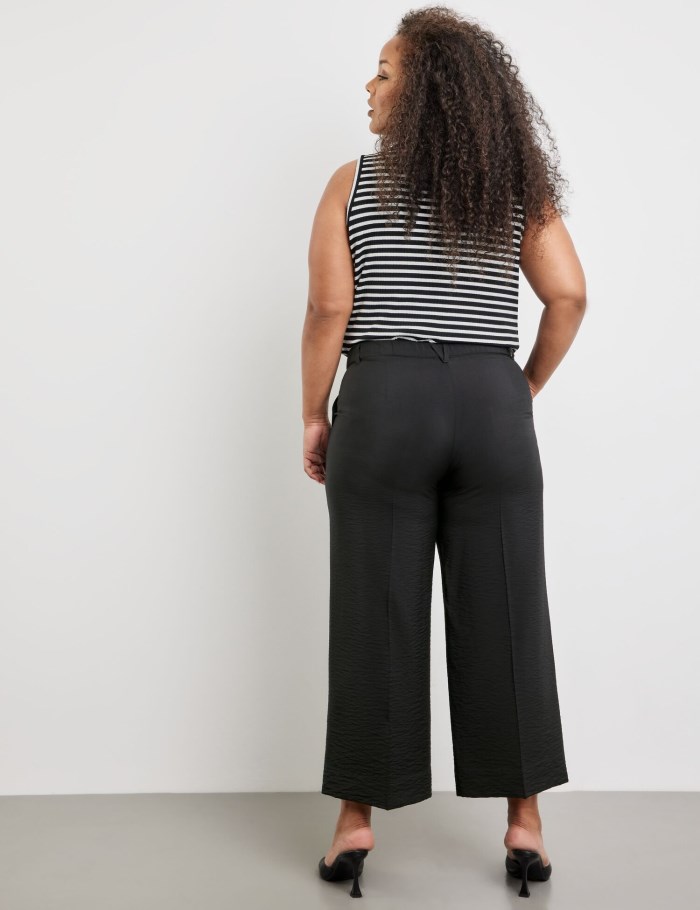 SAMOON Lightweight 7/8-length trousers with a wide leg, Lotta Bukser Svarte | OGLH3087