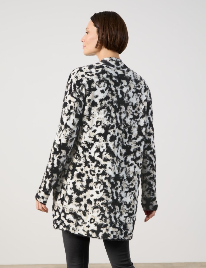 TAIFU Long cardigan with a jacquard pattern Strikkevarer Svarte | RTRD8450