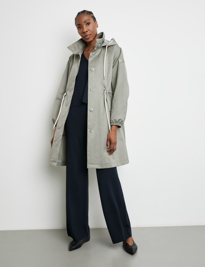 Gerry Weber Long outdoor jacket with a drawstring waist Jakker Grønn | ZPAW4788