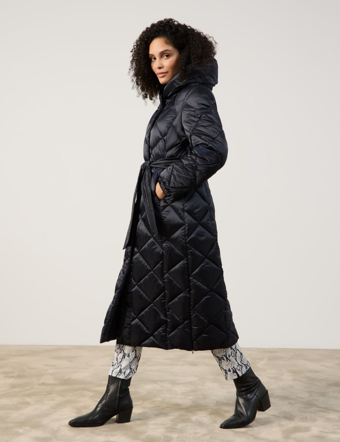 Gerry Weber Long quilted coat with a waist belt Jakker Blå | SAHE8923