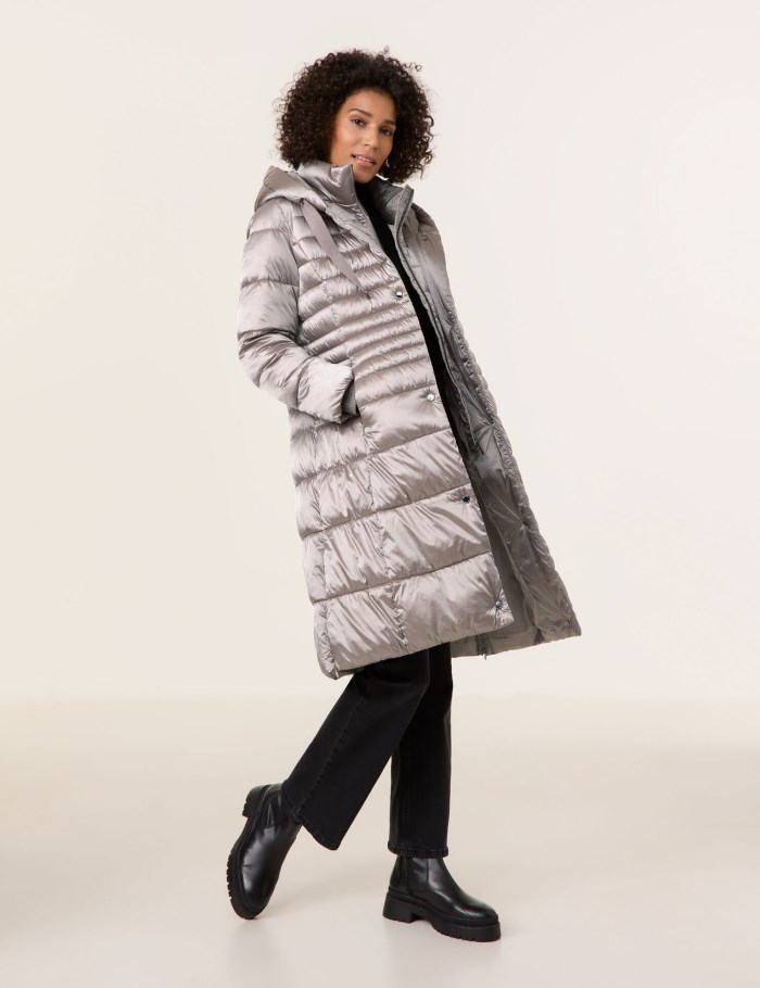 Gerry Weber Long quilted coat with an inlay Jakker Grå | ONPN2354