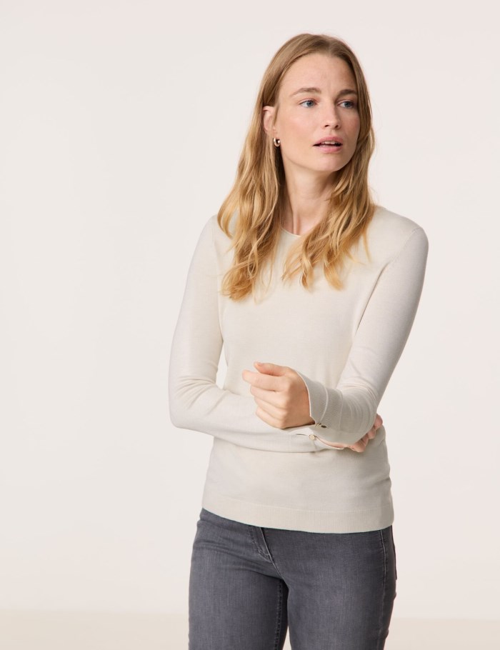 Gerry Weber Long sleeve jumper in a sustainable fine knit Strikkevarer Beige | SIDA7744