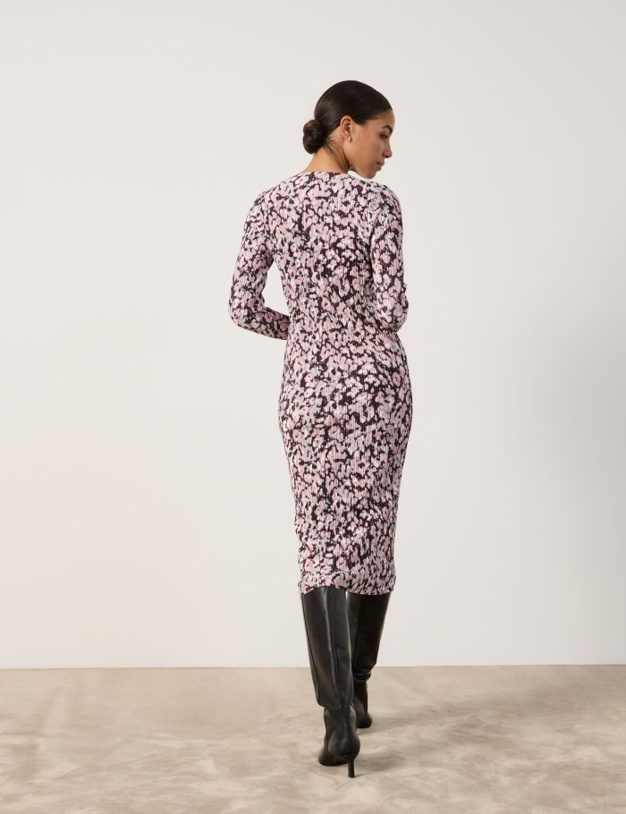 TAIFU Midi dress with a fine pleated texture Kjole Rosa | PHXU5029