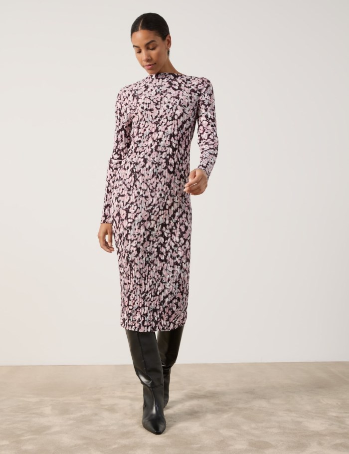 TAIFU Midi dress with a fine pleated texture Kjole Rosa | PHXU5029