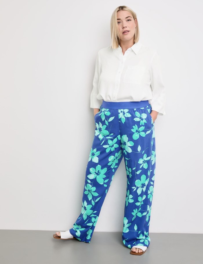 SAMOON Palazzo trousers with a floral print Bukser Blå | QXCH0488