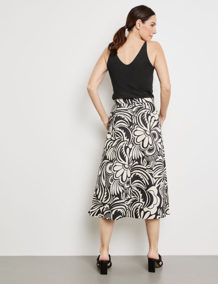 Gerry Weber Patterned skirt with slits Skjørt Svarte | JLJO0319