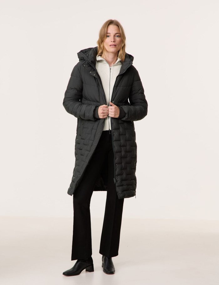 Gerry Weber Quilted coat with side zips Jakker Svarte | DZMK2266