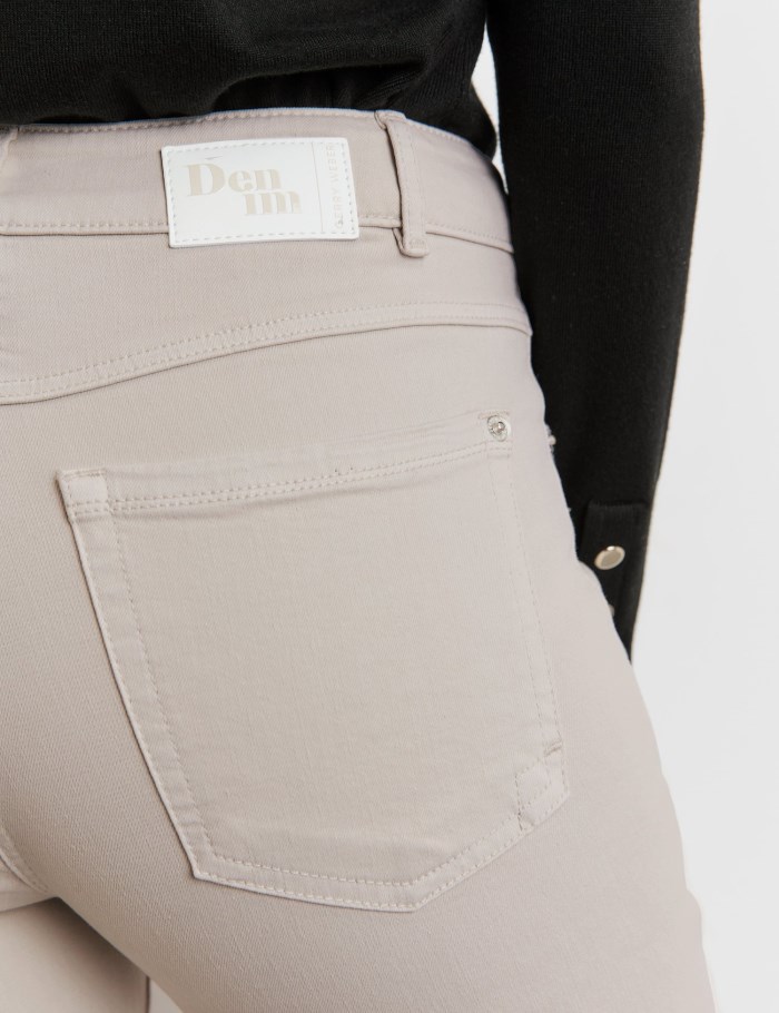 Gerry Weber SOL꞉INE SLIM FIT in a five-pocket design Bukser Beige | PVAT3320