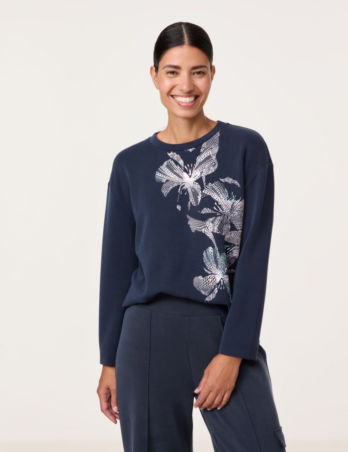 Gerry Weber Sand-washed long sleeve top with a front print T-skjorte Blå | RZBH2085