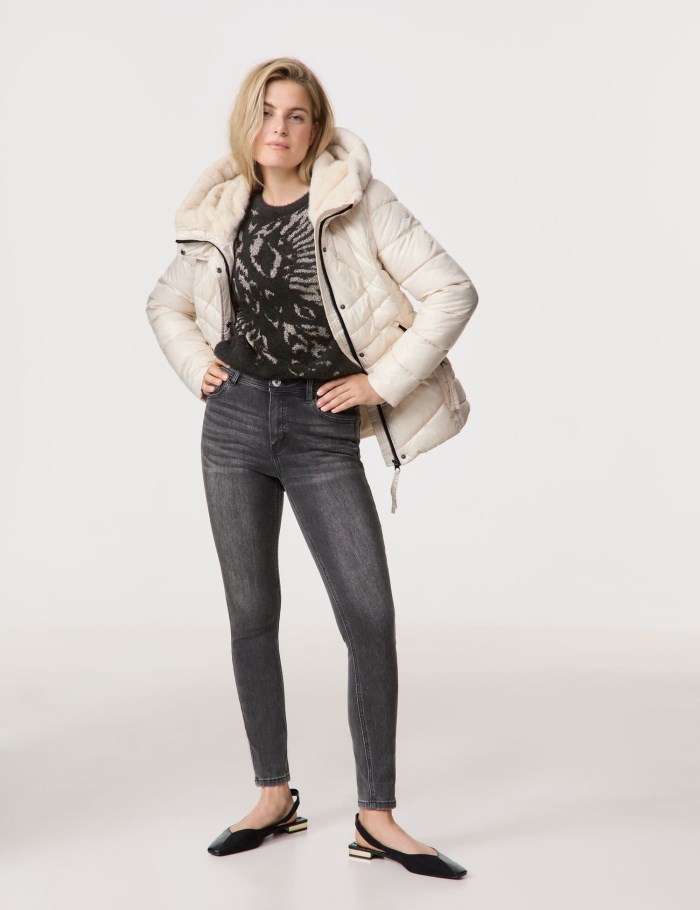 TAIFU Shiny quilted jacket with faux fur Jakker Beige | HRHN1354