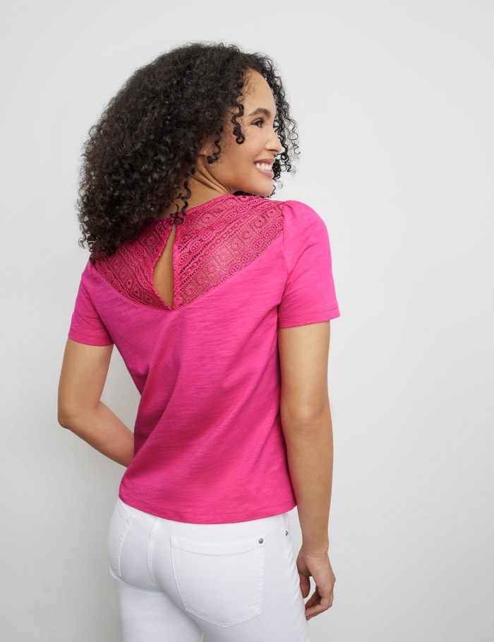 Gerry Weber Short sleeve top with delicate lace T-skjorte Rosa | MHUJ2937